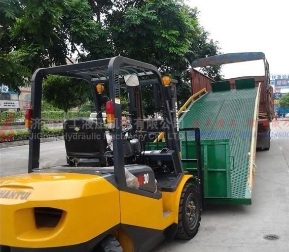 移動(dòng)式登車橋，移動(dòng)式液壓登車橋